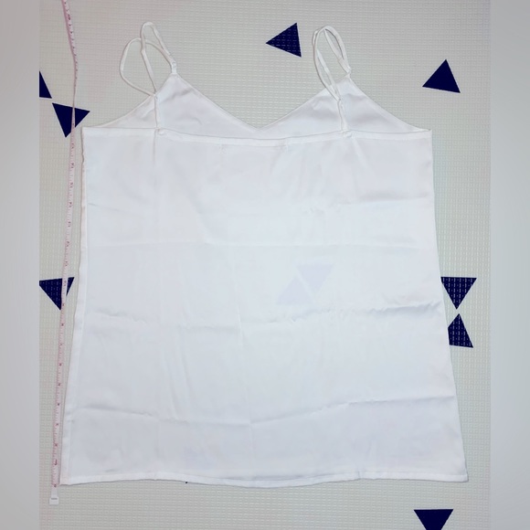 White silk tank top - Picture 2 of 5